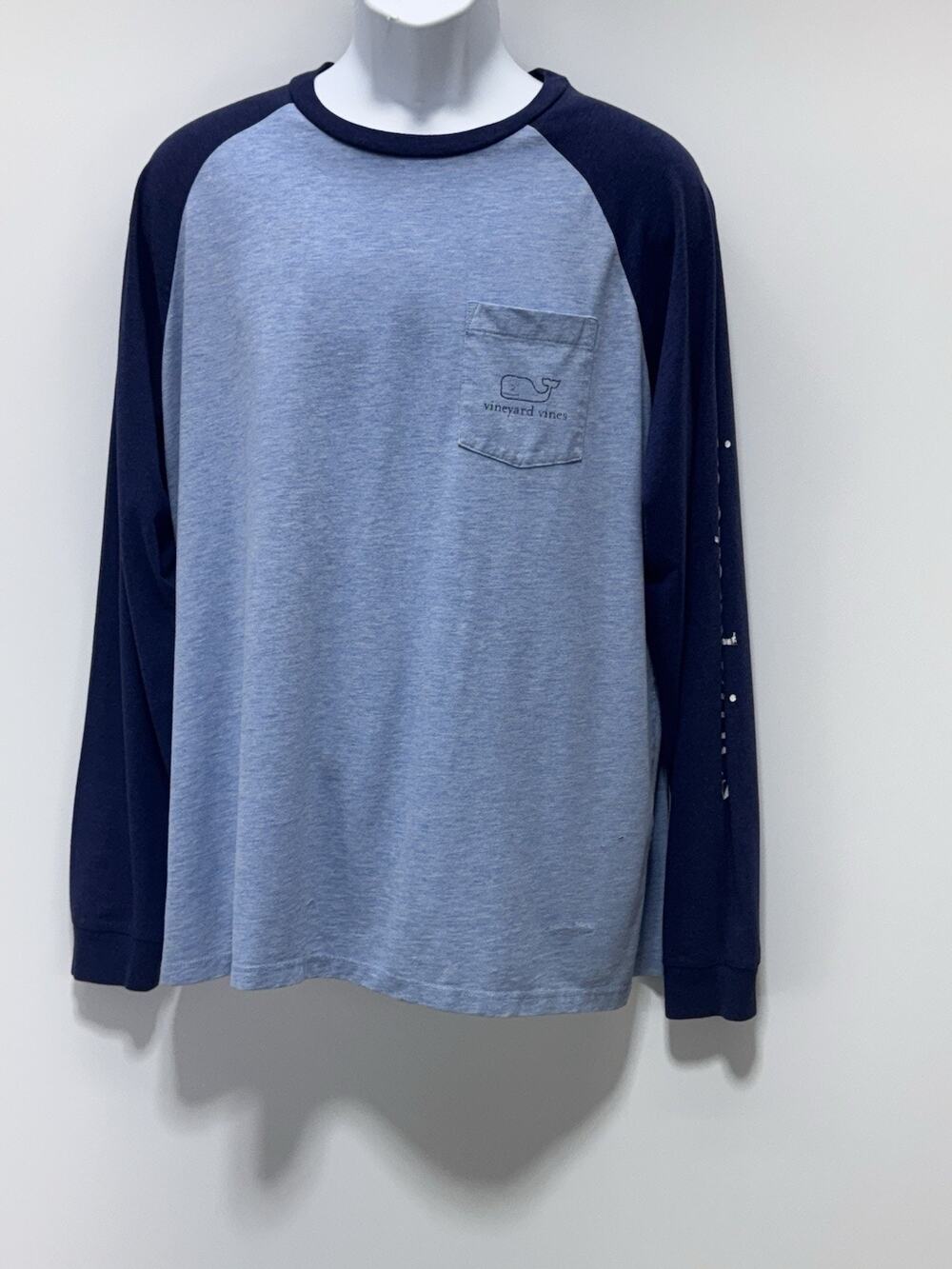 VINEYARD VINES Mens Raglan Long Sleeve Pocket T-Shirt Baseball Blue Distressed L